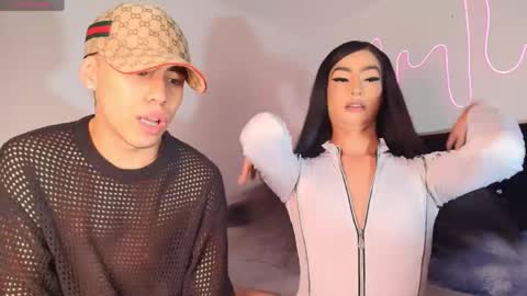 nahia y keylor online show from May 15, 3:48 am