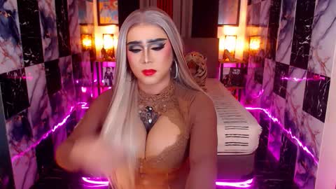 Paula online show from November 28, 2:02 am