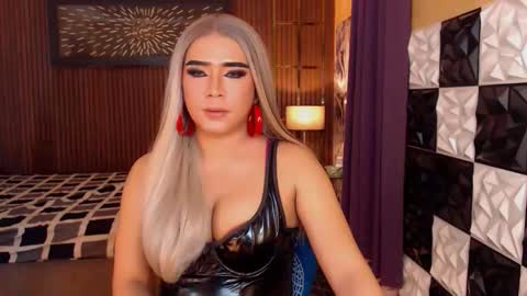 Paula online show from March 11, 12:14 am