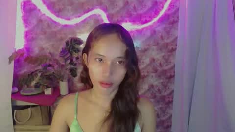 toloveyoumorebella online show from May 31, 4:25 pm