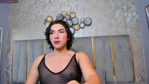   online show from December 21, 11:44 am