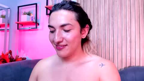   online show from February 5, 9:09 pm