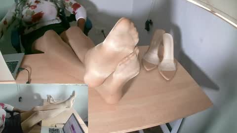 Sexy Selena 1203 online show from September 30, 3:34 pm