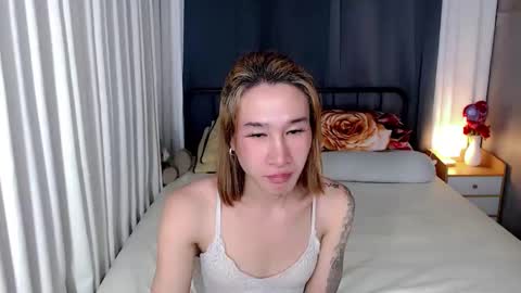 Chloe online show from March 27, 3:42 am