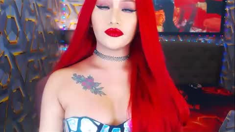 Snapshot of transplayfullolivia chatting on December 28, 2:01 am KYLIE BELLA TS online show from December 28, 2:01 am