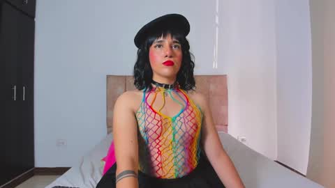 Snapshot of trinydoll chatting on October 20, 2:53 pm Triny online show from October 20, 2:53 pm