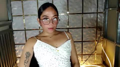 trixie_foxslut online show from March 6, 12:21 pm