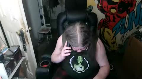 Anne online show from April 1, 1:41 pm