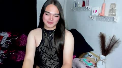 ts_lovelicious online show from March 23, 5:07 pm