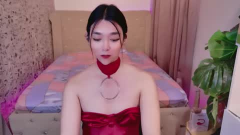 ts_yoshi_ online show from January 10, 2:23 pm