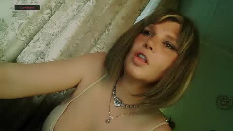 Annika online show from April 12, 10:51 am