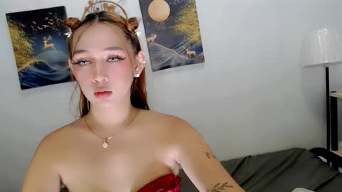 Rhian online show from November 20, 3:34 pm