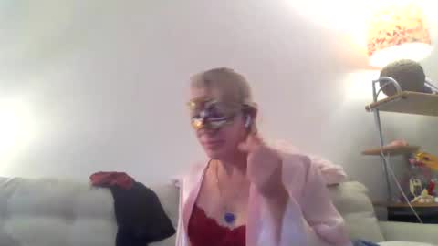 unicorntgirl online show from June 13, 2:55 am
