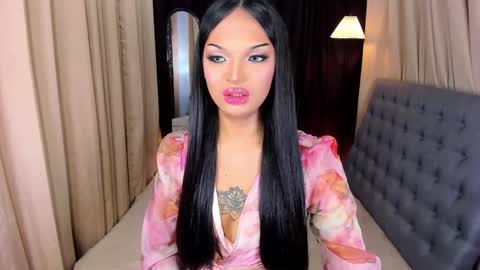 jhaii online show from January 22, 4:02 pm