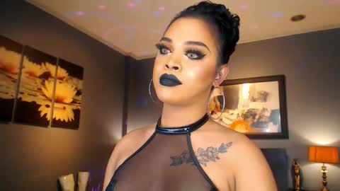 UrMajestyTyra online show from March 7, 2:28 am