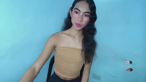 urpretty_mistake online show from February 7, 6:41 am