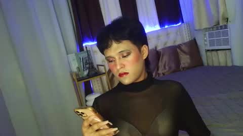 urts_hugecock online show from February 7, 11:49 am