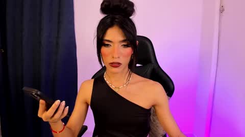 valentina online show from December 30, 1:25 pm