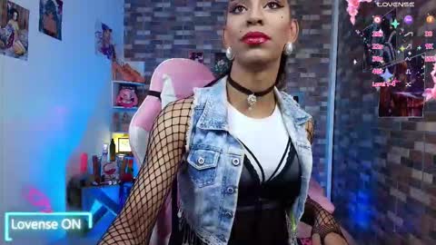 ...VALERIA DIR... online show from September 13, 7:25 am