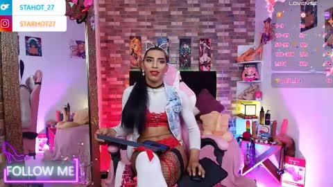 ...VALERIA DIR... online show from October 4, 4:19 pm