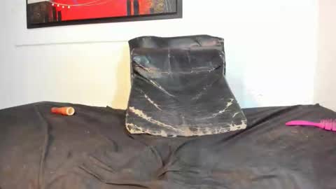 valeriapinkk online show from March 8, 1:58 pm