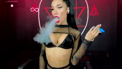 Victoria Vampire online show from April 22, 3:35 am