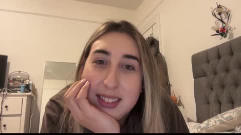 Violet online show from January 3, 11:12 pm