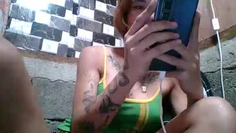 kim online show from April 9, 8:15 pm