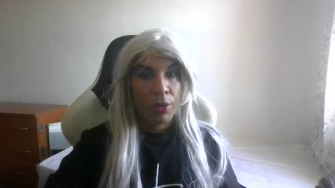 Snapshot of x225792i chatting on September 26, 12:02 pm Xeranessa online show from September 26, 12:02 pm
