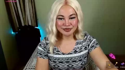 Godess  Lucy online show from November 13, 7:10 pm