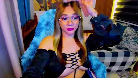 Snapshot of xdirtymistressx chatting on January 27, 3:58 am XDirtymistressX online show from January 27, 3:58 am