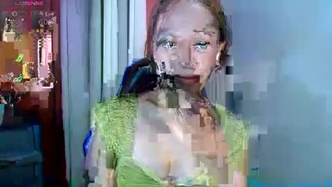 xhotlickerkiarax online show from December 30, 11:37 am