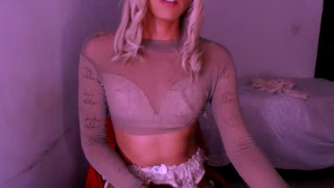 Chiara online show from March 8, 2:15 am