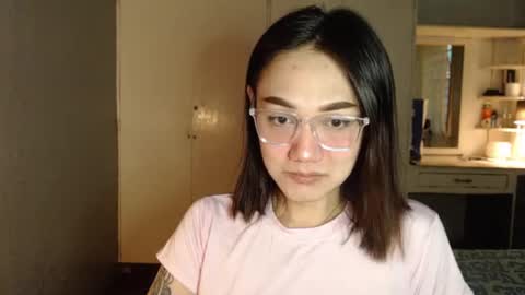 Melissa online show from October 20, 8:17 am