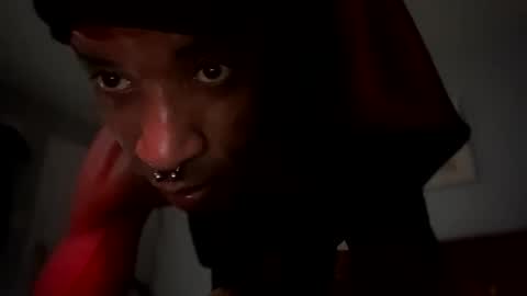 Ella Ts online show from February 1, 2:45 pm