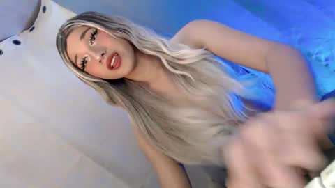 yourgirlnextdoor18 online show from April 29, 4:39 am