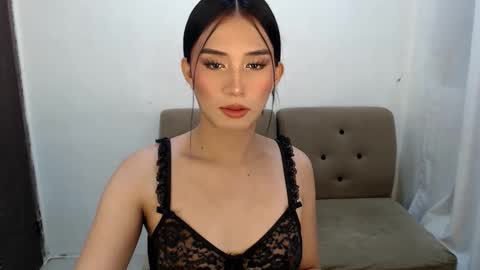 Snapshot of yourhottinglatisha chatting on September 12, 7:06 am trisha online show from September 12, 7:06 am