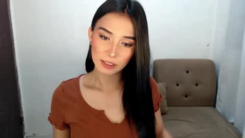 Snapshot of yourhottinglatisha chatting on September 16, 5:01 am trisha online show from September 16, 5:01 am