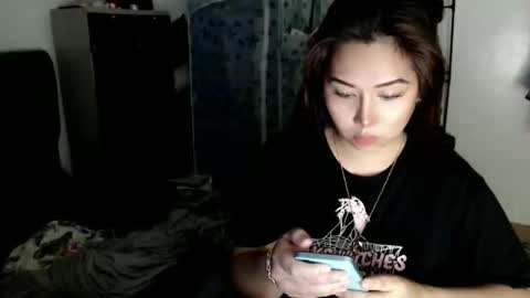 tifanny online show from December 18, 5:13 am