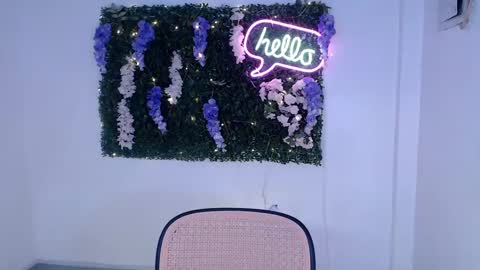    online show from January 14, 11:27 pm