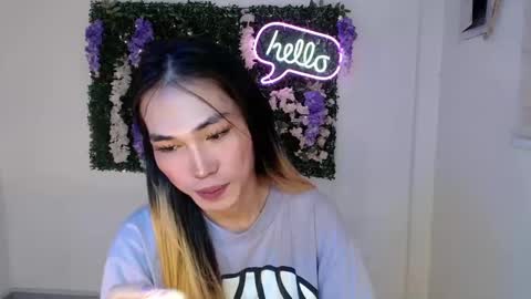    online show from February 9, 11:04 pm