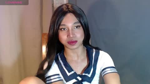 Stella online show from May 11, 2:45 pm
