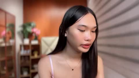 yoursluttyashxx online show from March 23, 5:40 pm