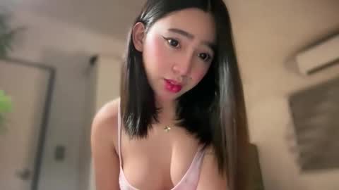 YowgineTheGreat online show from September 19, 11:05 am