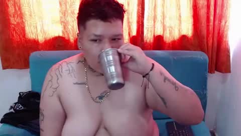 yul and val couple online show from November 23, 7:05 pm