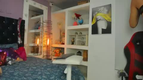 ZAIRA online show from February 3, 2:22 am