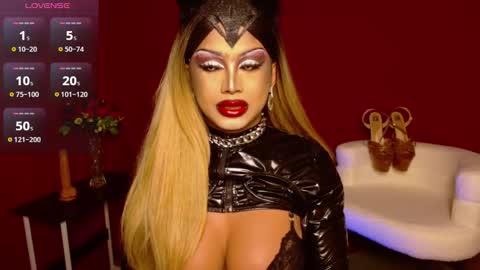 zyradom online show from December 16, 12:43 pm