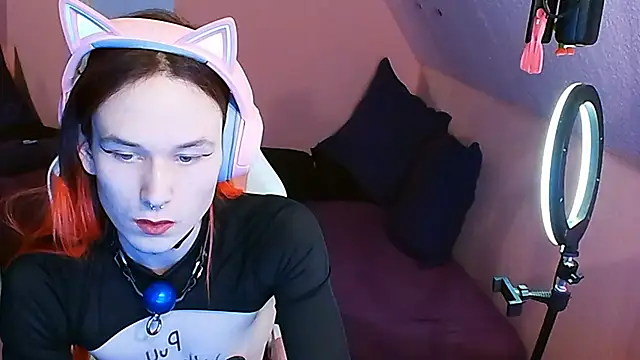 Foxy-Lu online show from February 13, 11:34 pm