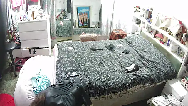 carrlie online show from February 8, 3:23 am