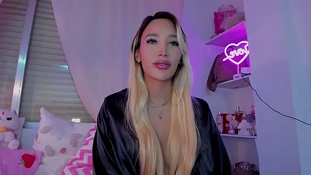  viioletweekend  online show from December 17, 8:58 pm